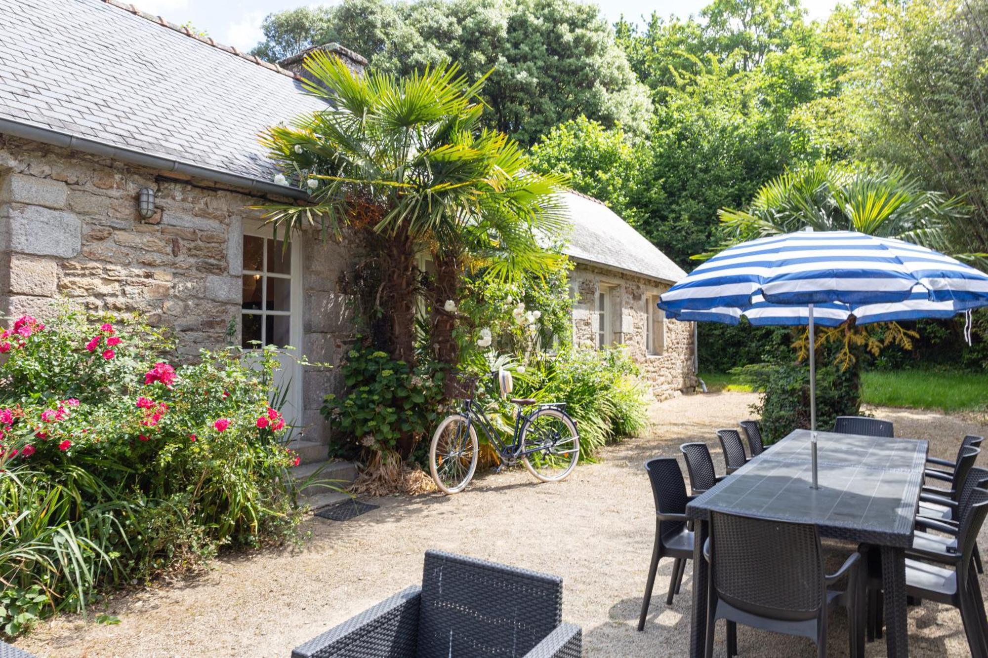 Camping De L'Orangerie De Lanniron Quimper Esterno foto
