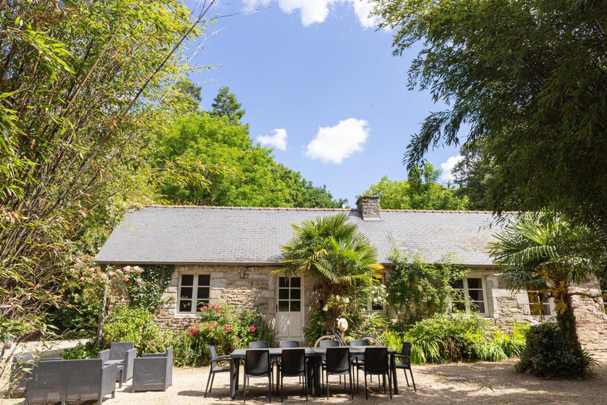 Camping De L'Orangerie De Lanniron Quimper Esterno foto